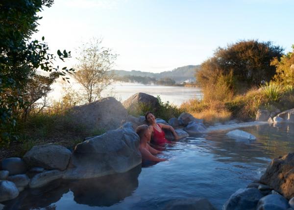 Polynesian Spa Winter